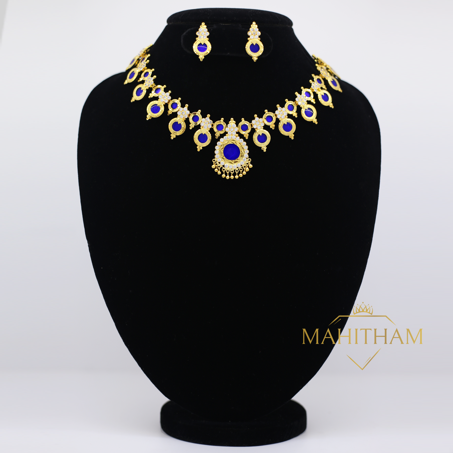 Buy Blue Necklaces & Pendants for Women by Sohi Online | Ajio.com